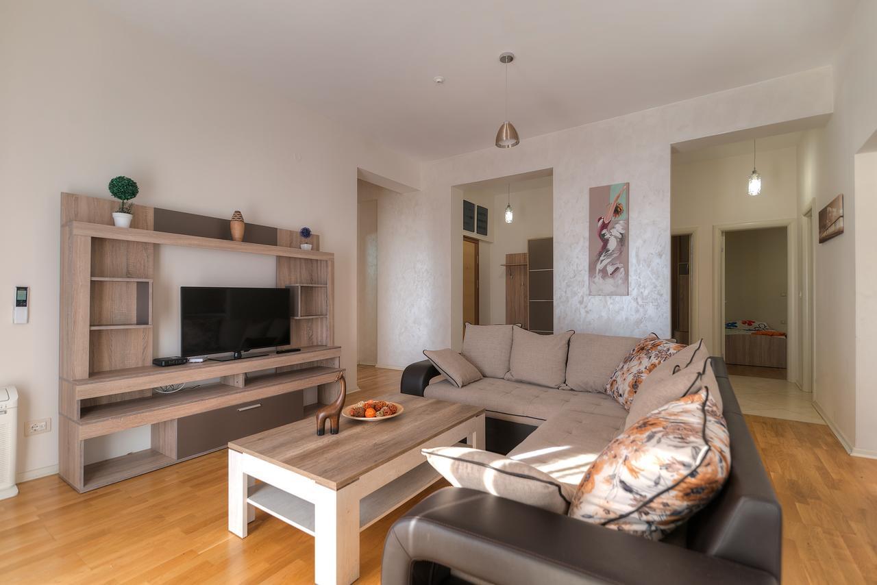 Apartments Harmonia Colours Budva Eksteriør bilde